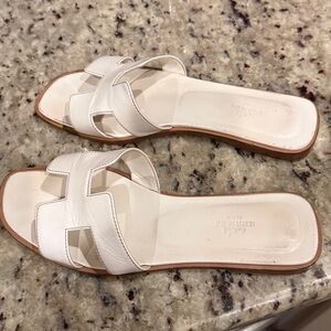 Auth Hermes White Sandals